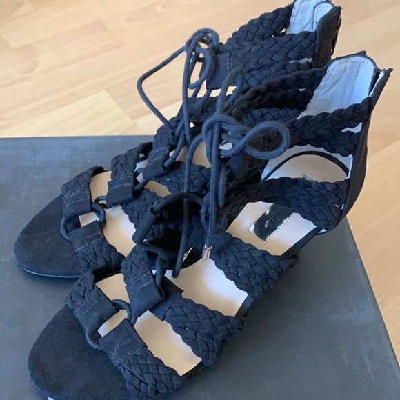 INC WITLEY WEDGES - Picture 4 of 6